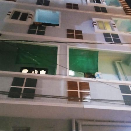 Dziire Service Apartment Гайдарабад Екстер'єр фото